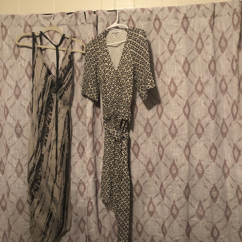 Lot of 2 Women’s Dresses.